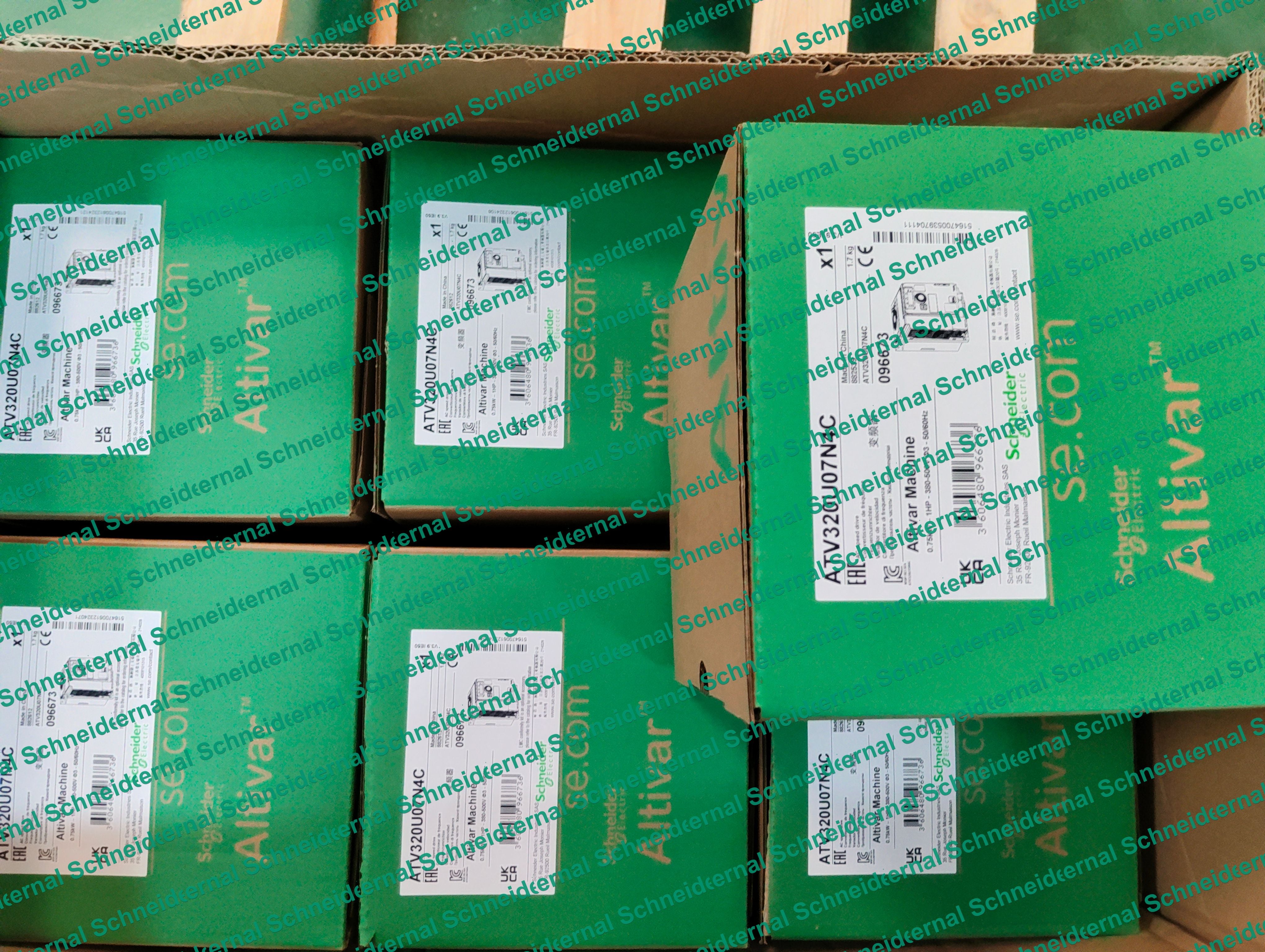 Altivar Machine 320 ATV320U07N4C